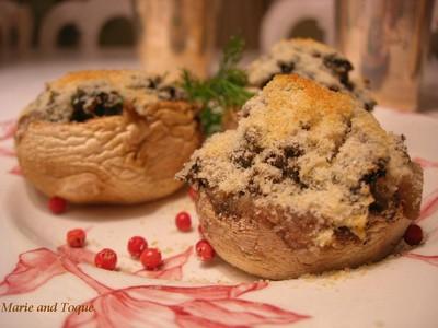 Champignons de Paris farcis aux légumes