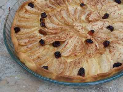 Tarte aux pommes avec gelée et sirop d'érable