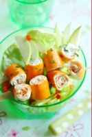 Salade fantaisie de Surimi et ses brochettes fondantes