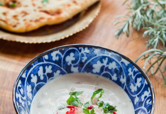 Raita de concombre à l'indienne au yaourt grec