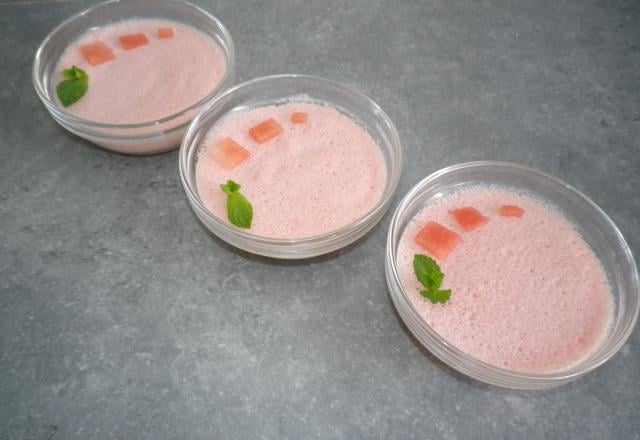 Mousse de pastèque à la menthe et grenadine