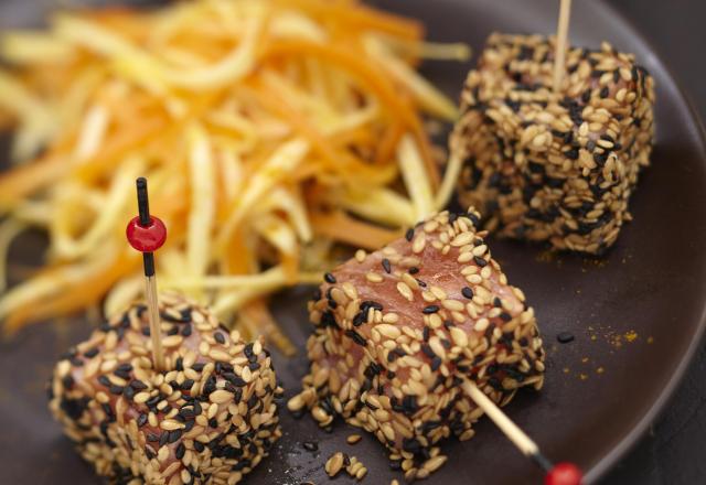 Cubes de Saumon écossais Label Rouge aux graines torréfiées, céleri et carotte croquante au curry