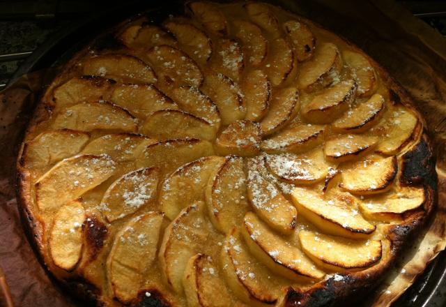 Tarte fine caramélisée aux pommes