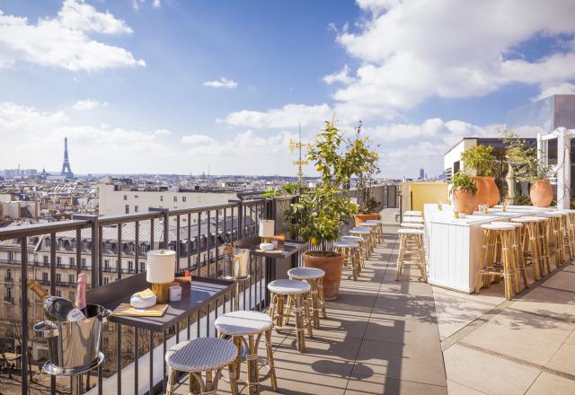 Rooftops à Paris : les 10 plus belles terrasses où boire un cocktail cet été