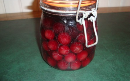 Cerises de ma grand-mère à l'eau de vie façon mon grand père