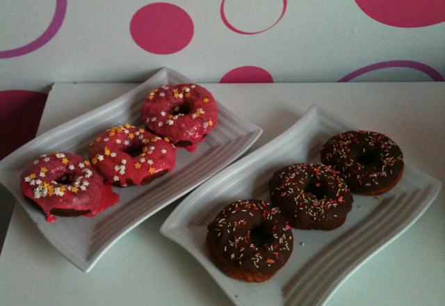 Donuts colorés aux flocons de pommes de terre