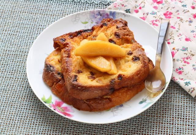 Panettone façon pain perdu aux pommes poêlées