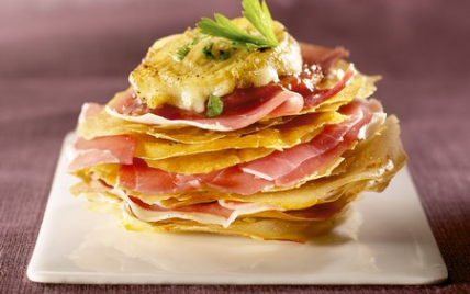 Millefeuille au chèvre et jambon de Bayonne