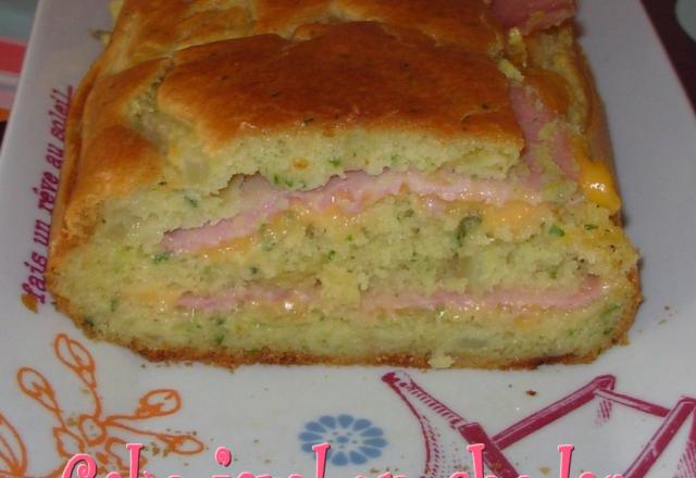 Cake au jambon et au cheddar