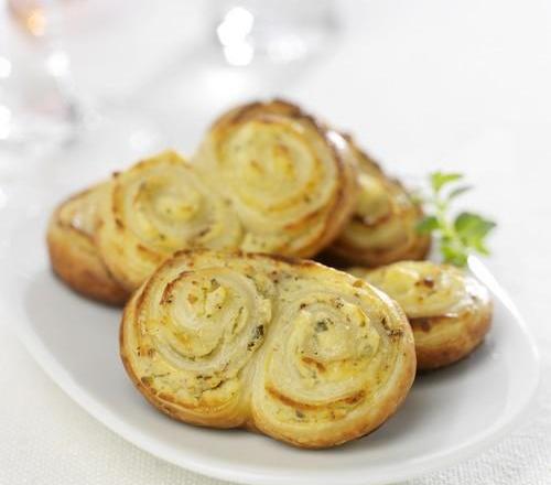 Petits palmiers au fromage à la crème Elle & Vire Ciboulette