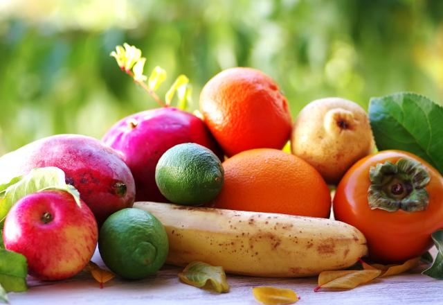 Pourquoi les bananes font-elles mûrir certains fruits autour d'elles ?