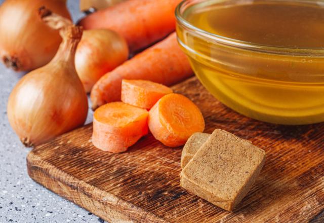 Pourquoi utiliser des cubes de bouillon pour cuisiner n’est pas une bonne idée d’après ce spécialiste ?