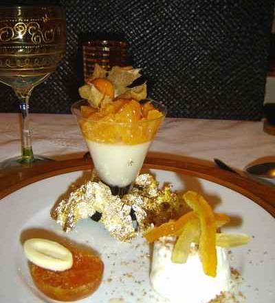 Parfait au Grand Marnier, écorces confites, mousse aux mandarines