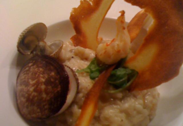 Risotto aux fruits de mer, tuile de parmesan