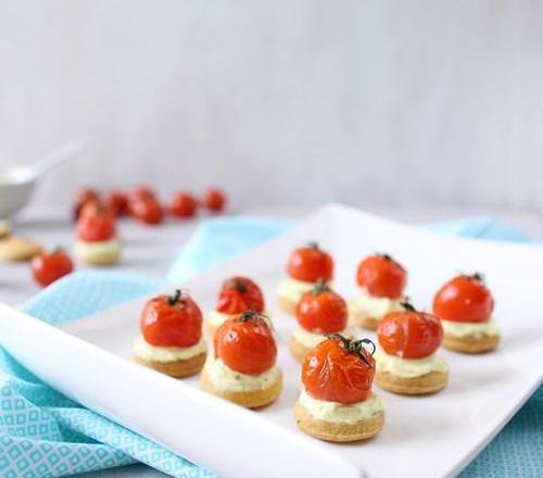 Petits sablés à la ricotta, Moutarde et tomates cerises rôties