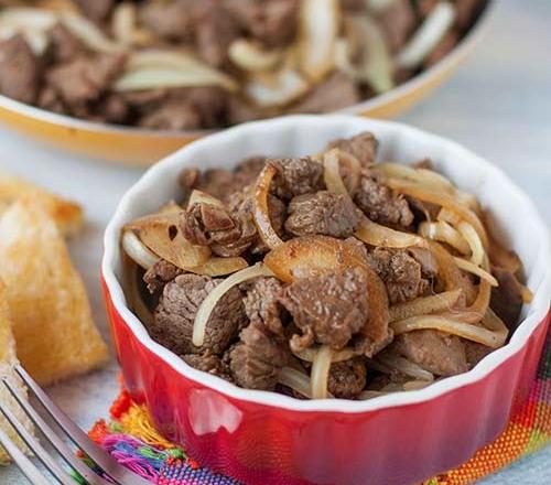 Petits filets de viande à la cachaça