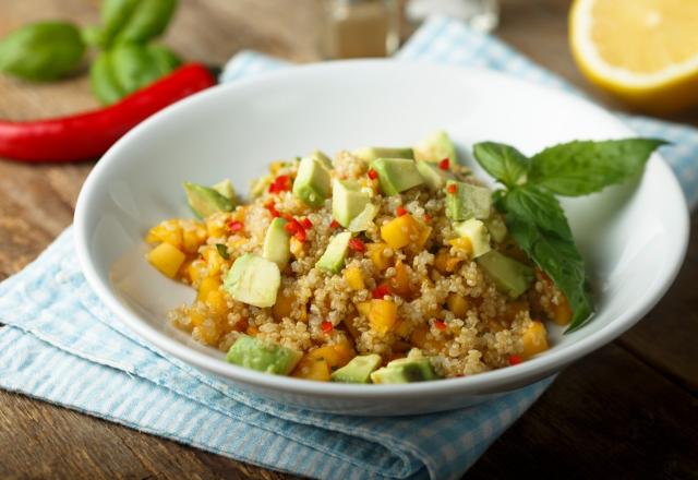 Salade de quinoa, mangue & avocat