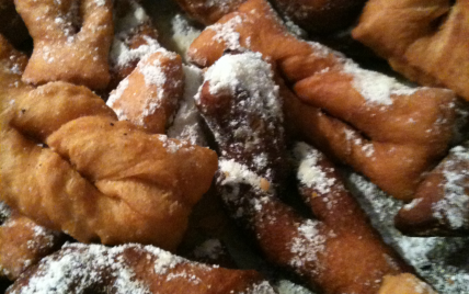 Beignets de Carnaval d'Alsace " les Fasenachtskiechle"