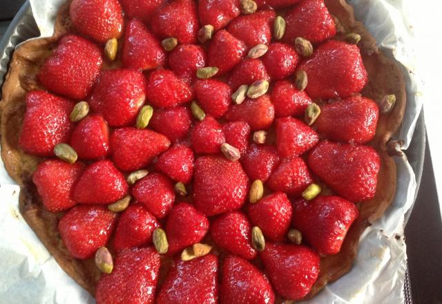 Tarte aux fraises et crème d'amande à la pistache