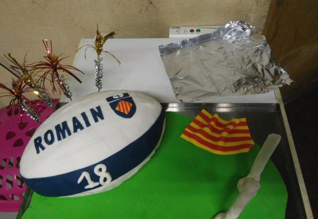 Gâteau ballon de rugby