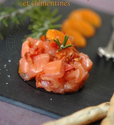 Tartare de saumon, tomates confites et clémentines