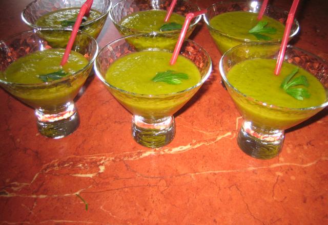 Gaspacho de melon-concombre-basilic