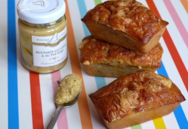 Mini Cake aux lardons, à la moutarde aux cèpes et au thé fumé