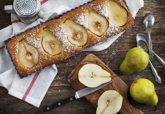 Tarte amandine aux poires et poudre d'amandes