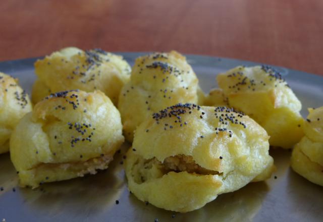 Petits choux apéritifs au foie gras