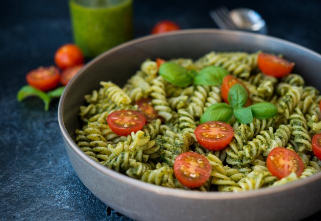 Salade de pâtes au pesto