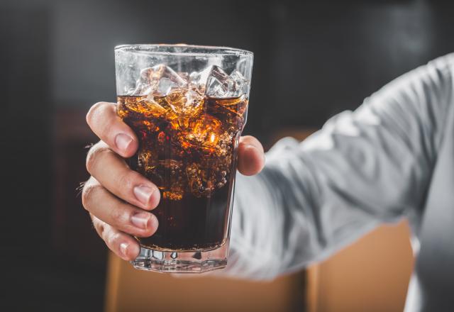 Gastro-entérite : bonne ou mauvaise idée de boire du coca ?