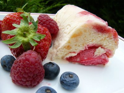 Vacherin au melon et fruits rouges