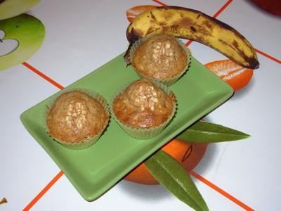 Muffins à la banane, aux noix et aux raisins