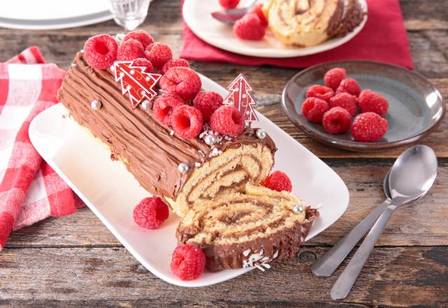 Les 3 façons de faire une chouette bûche de Noël aux framboises