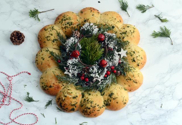 Couronne de pain à l'ail pour les Fêtes