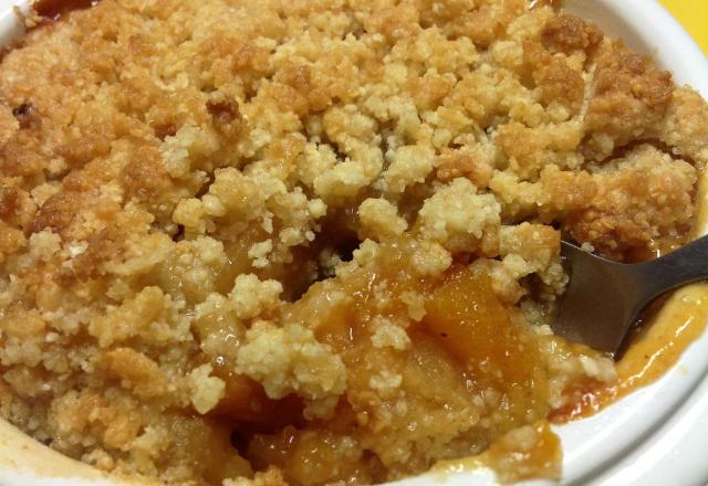 Crumble aux coings et abricots