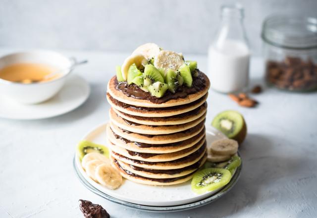 Pancakes au lait d’amandes et pâte à tartiner croustillante Gavottes