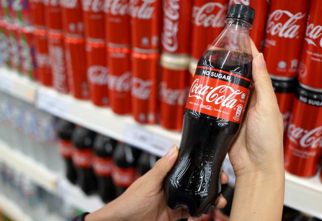 Entre Coca light ou Coca zéro, y en a-t-il un meilleur que l’autre ? Des experts répondent