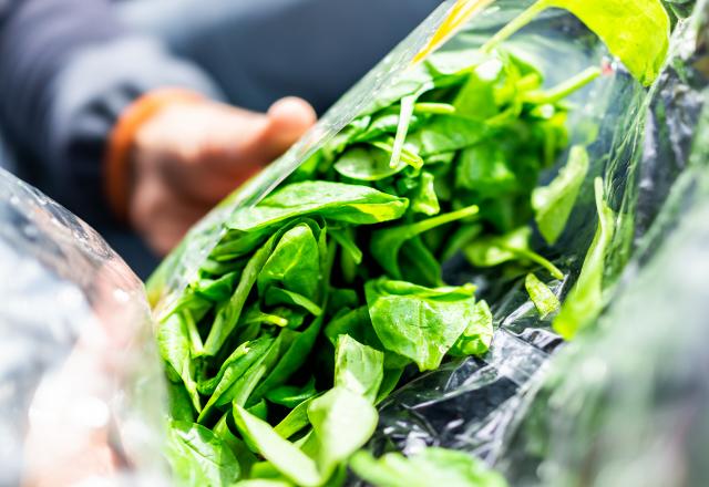 Est-ce vraiment une bonne idée de manger de la salade en sachet ?