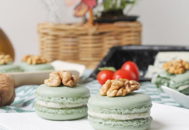 Macarons roquefort Papillon, poire & noix