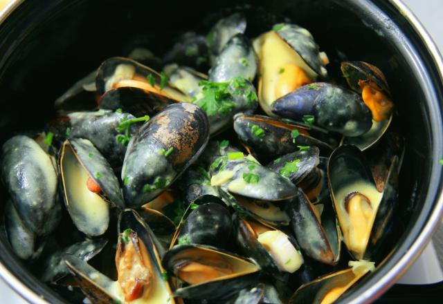 Comment préparer des moules marinières ?