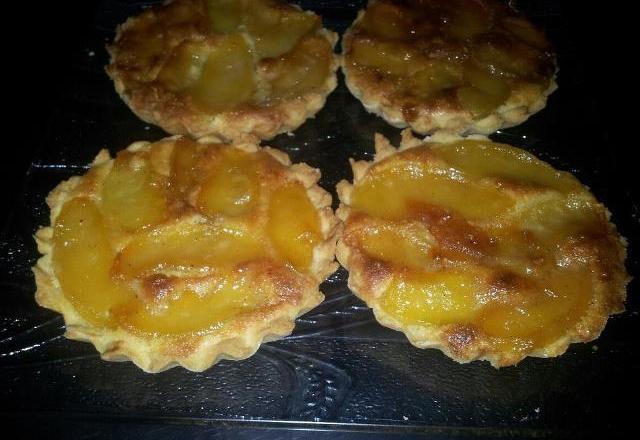 Tartelettes amandine aux pommes caramalisées