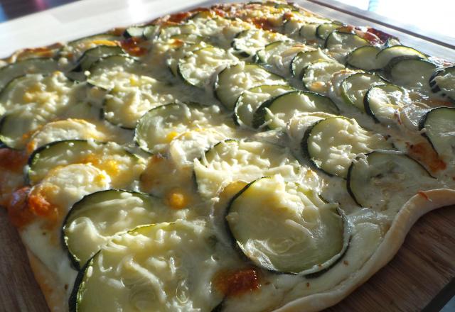 Pizza courgettes / chèvre