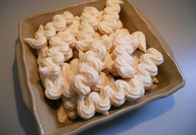 Meringues allongées