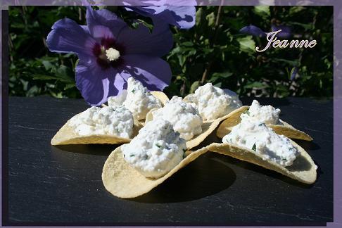 Tuiles craquantes à la ricotta et ciboulette