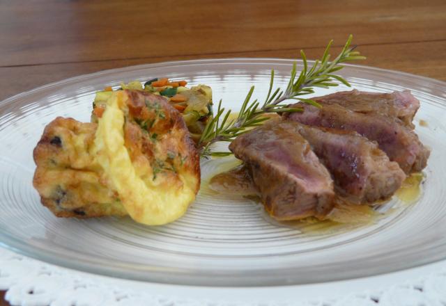 Noisettes d'agneau au petits légumes et son flan aux cèpes