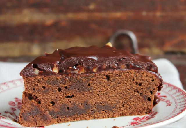 Gâteau au chocolat et aux noix facile