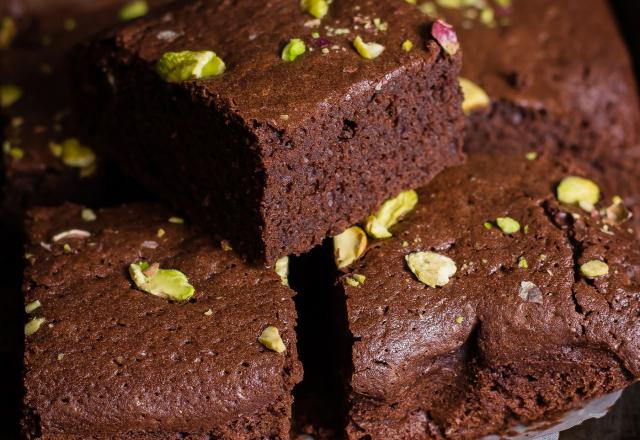 Brownie aux noix, noisettes et pistaches