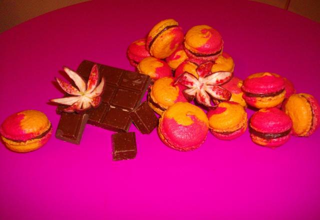 Macarons chocolat au lait fruit de la passion