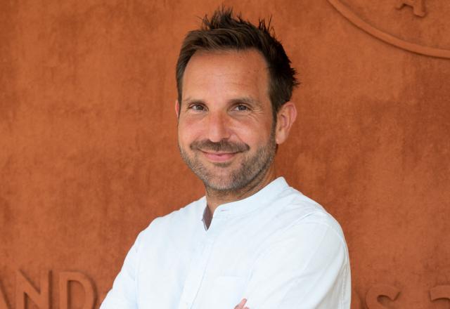 “Super pratique pour vos tartes, entremets, cakes ou tout simplement avec du fromage blanc !” Christophe Michalak partage sa recette de confit aux fruits pour vos desserts !